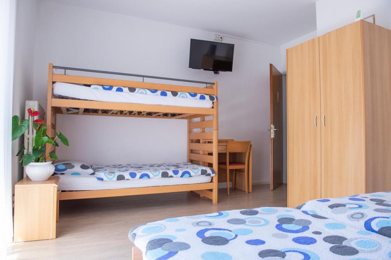 Garni Moderno Hotel Bellinzona Exterior photo